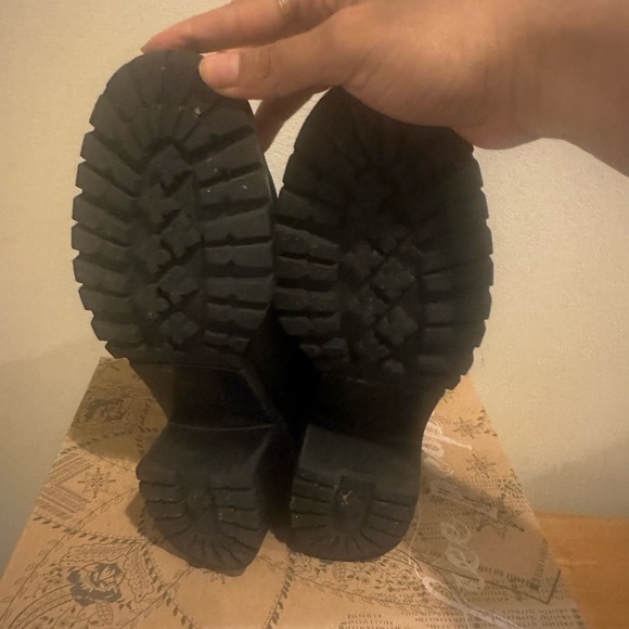 Black Heeled Aldo Boots, Size, 8.5 - Picture 4 of 5